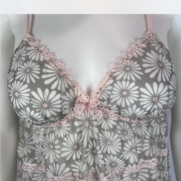 La SENZA Gray Daisy Lace-Trim Sleep Chemise with Pink Accents - XS - Picture 3 of 5